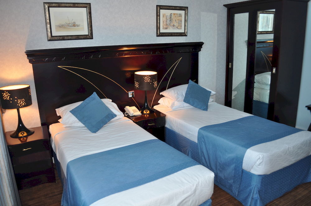 דובאי Al Jawhara Hotel Apartments מראה חיצוני תמונה